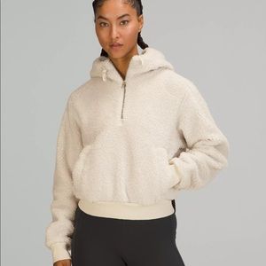 LULULEMON SHERPA HALF ZIP